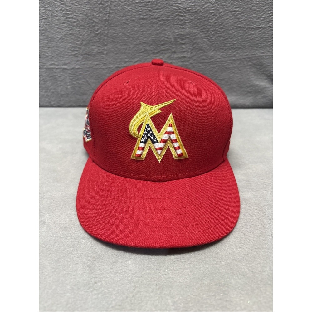 Miami Marlins Hat Cap Fitted 7 1/2 Red Logo 4th July Stars & Stripes MLB New Era